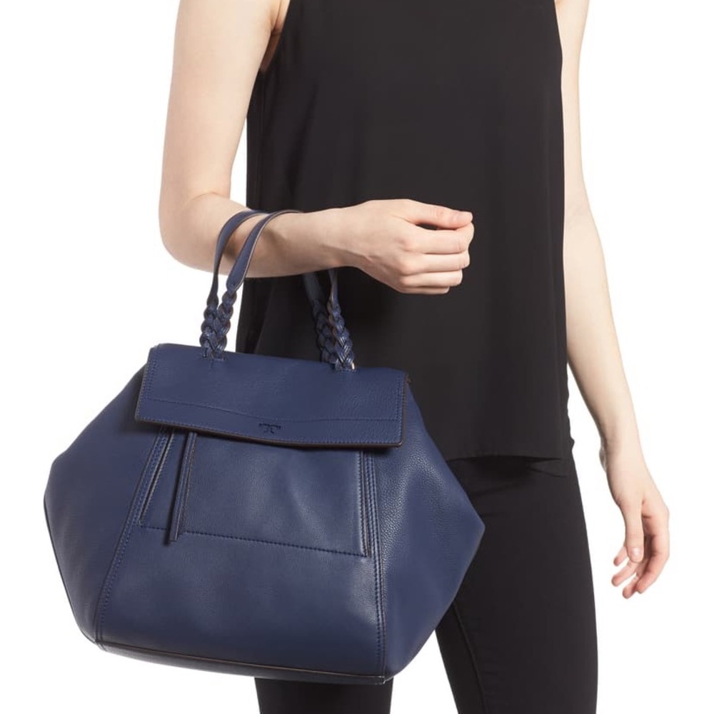 💥SOLD💥Tory Burch Large Half Moon Satchel - Picture 9 of 9
